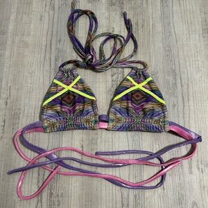 Montce Aztec print bikini top